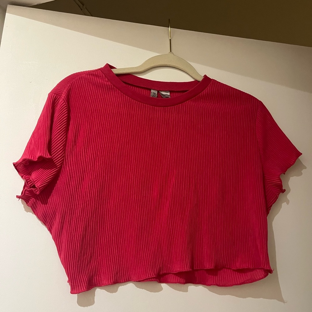 Ribbed Pleat Pink Crop Top